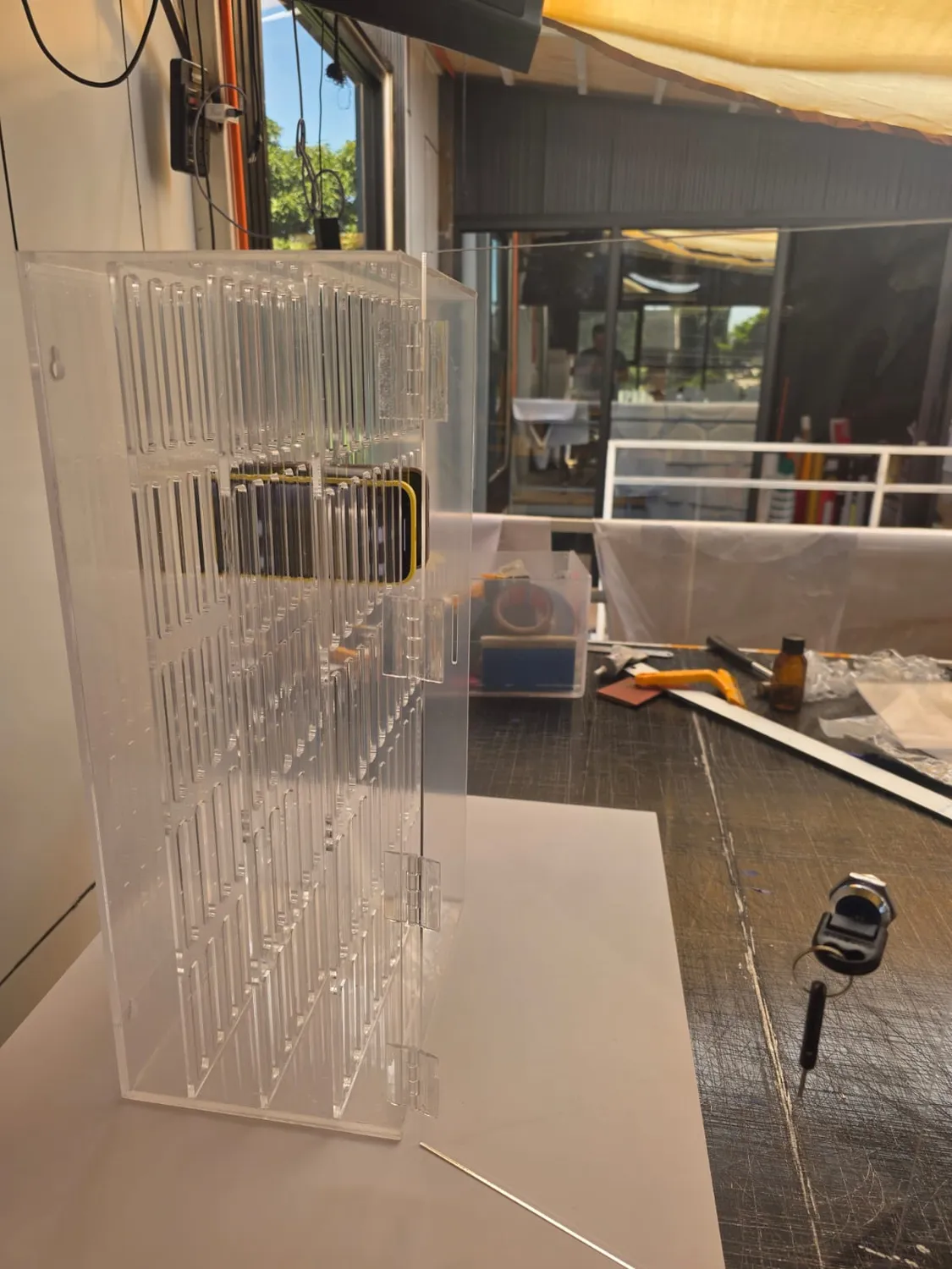 Acrílico — Gabinete Celulares Comercial Provendi (foto 4)